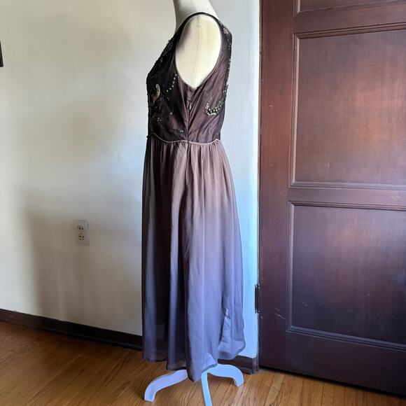 NOUGAT LONDON Gray Silk Embellished Scalloped Waist Cocktail Dress Medium - Picture 3 of 9